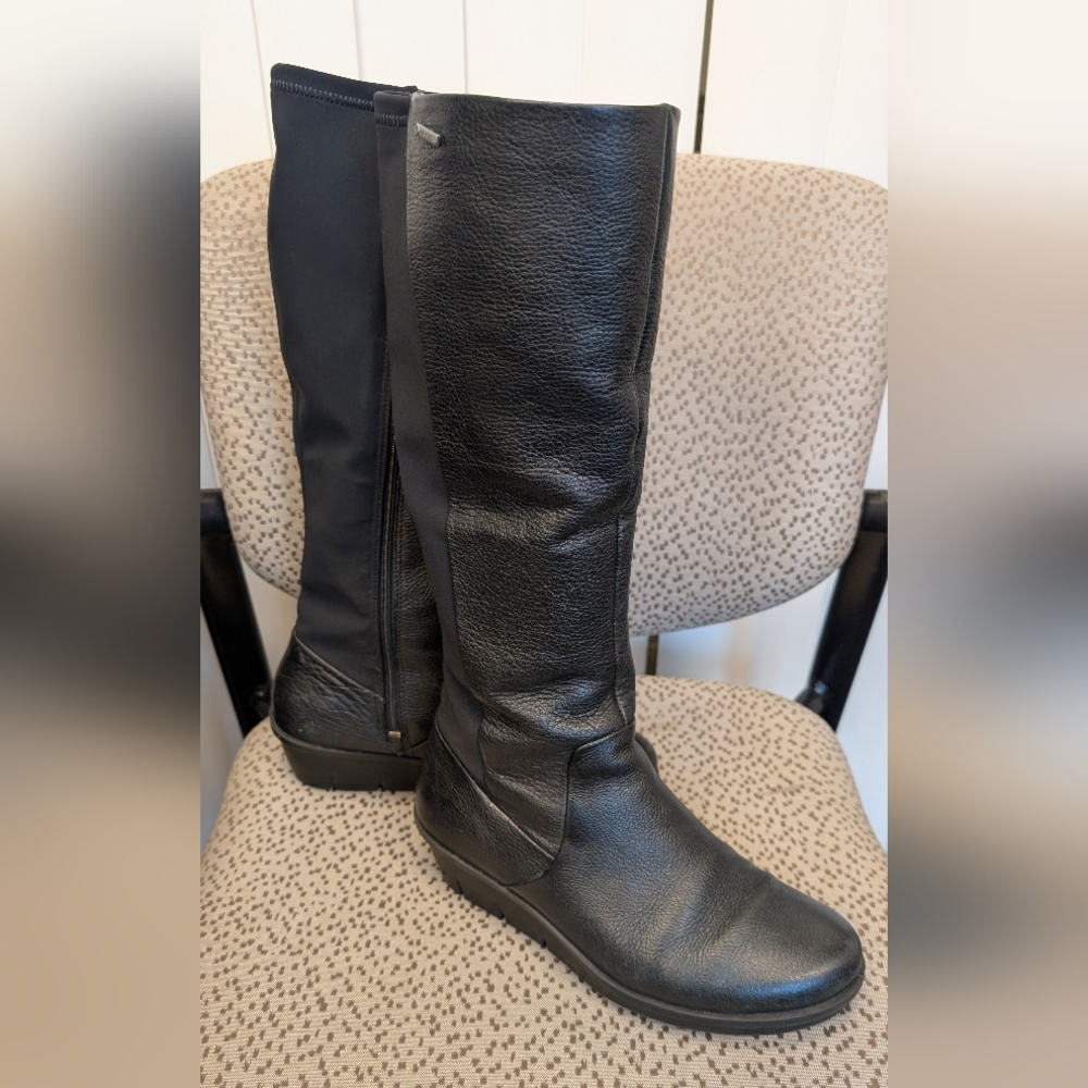 Ecco Black Leather Gortex Boots